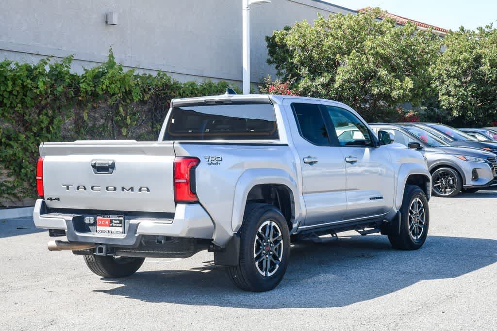 Used 2025 Toyota Tacoma TRD Sport AWD/4WD image 9
