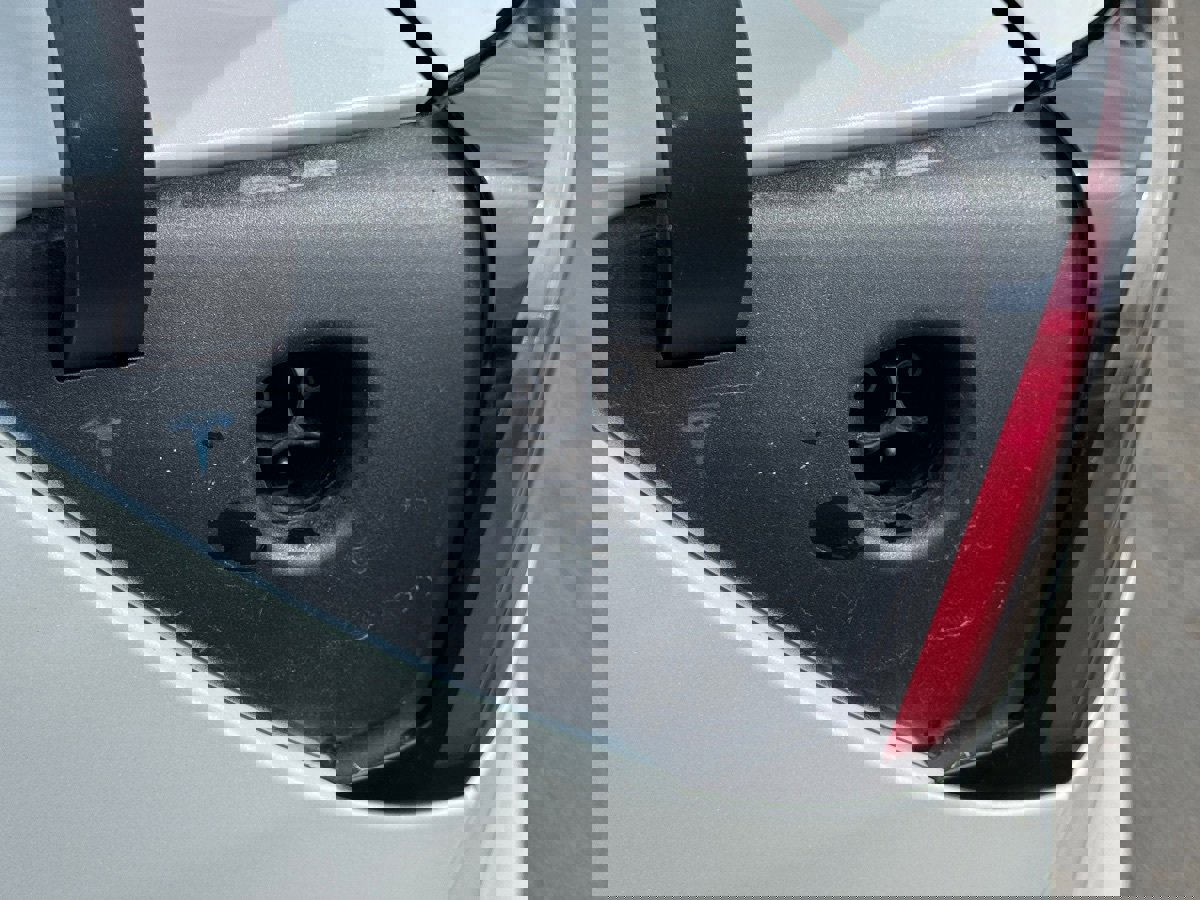 Used 2018 Tesla Model 3 Long Range image 11