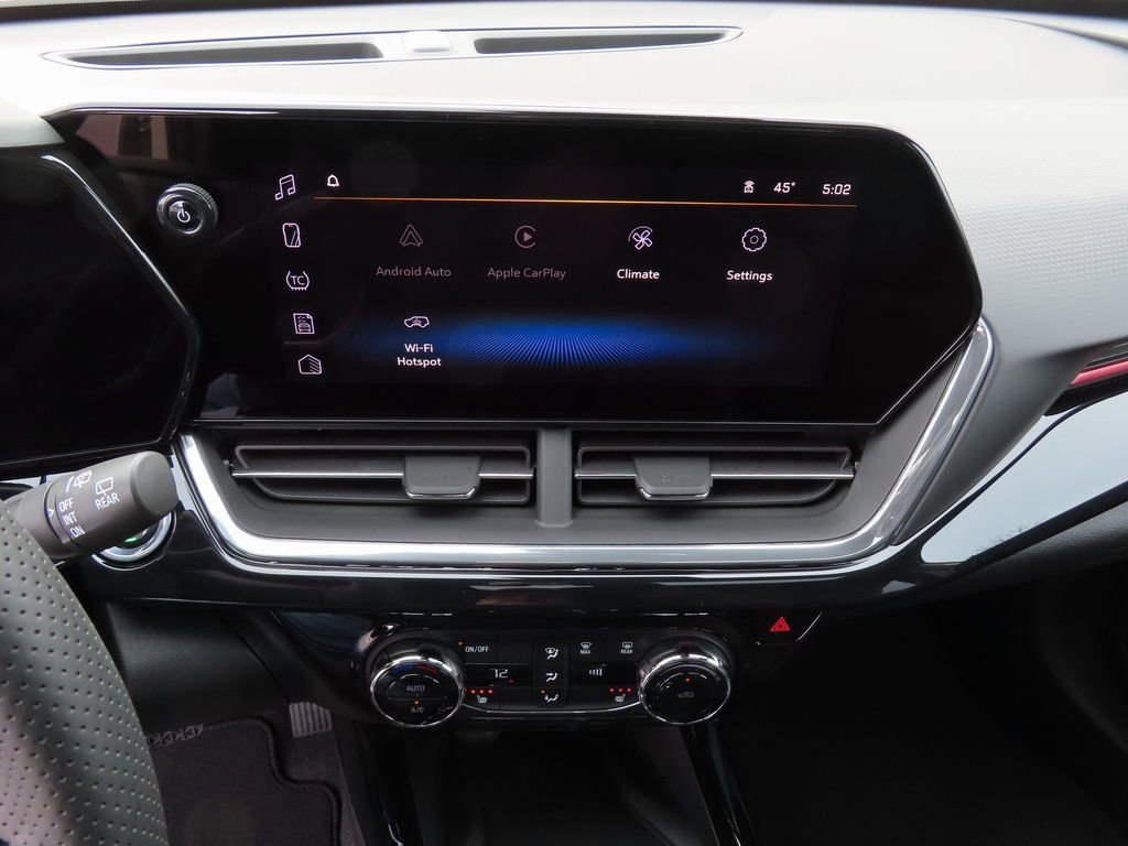 New 2026 Chevrolet Trax RS w/ Sunroof Package image 5