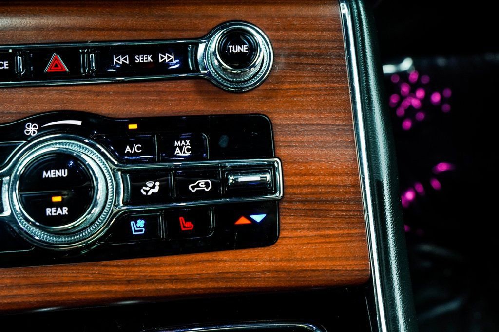 Used 2023 Lincoln Aviator Reserve w/ Equipment Group 201A image 21