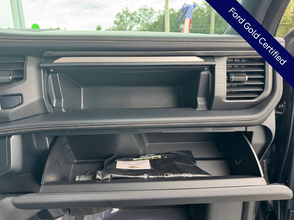 Certified 2024 Ford Expedition Platinum AWD/4WD image 18