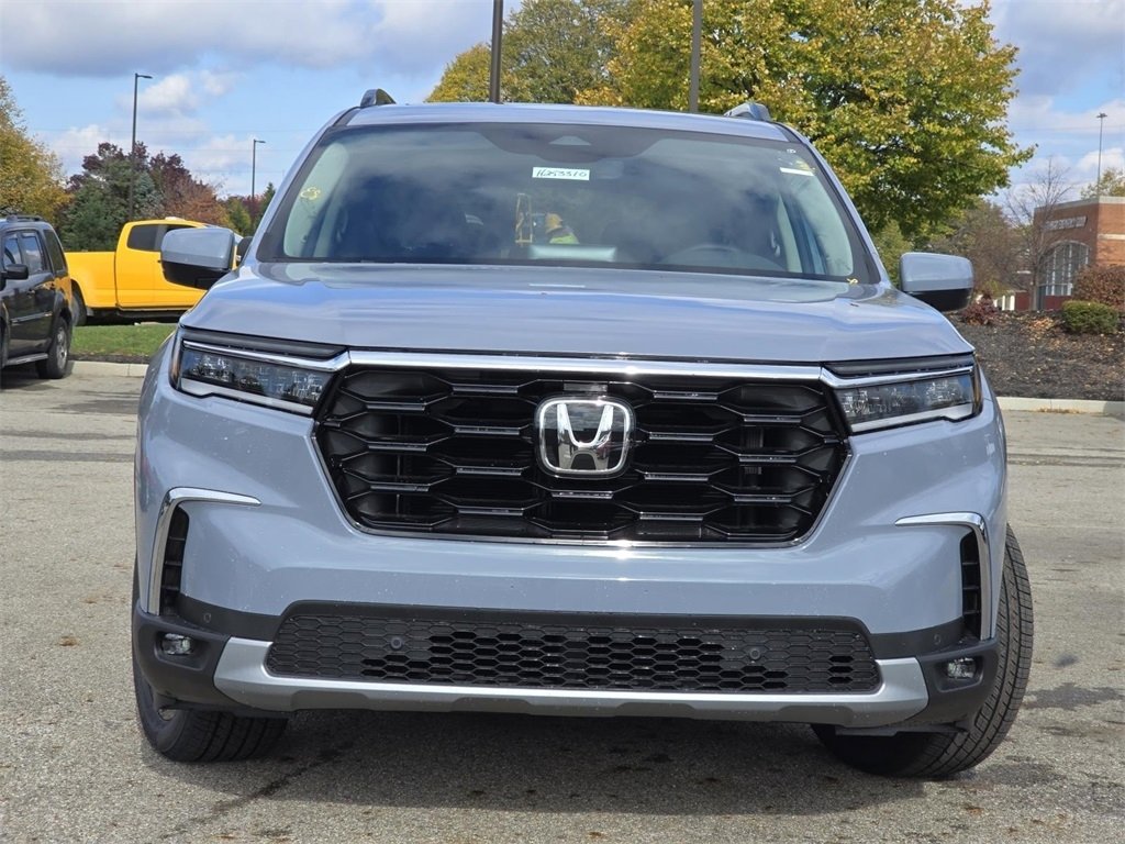 New 2025 Honda Pilot Touring image 52