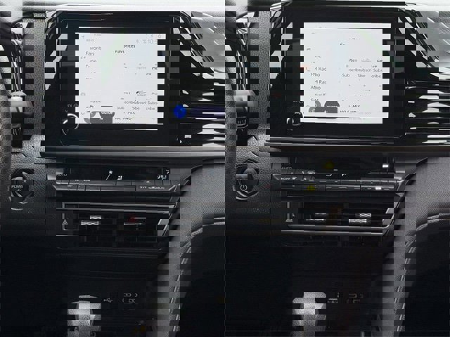 Used 2025 Toyota Camry LE image 17