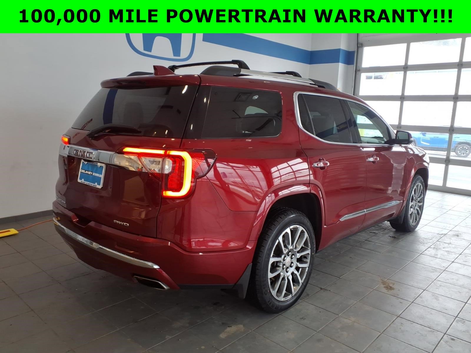Used 2021 GMC Acadia Denali w/ Denali Ultimate Package image 4