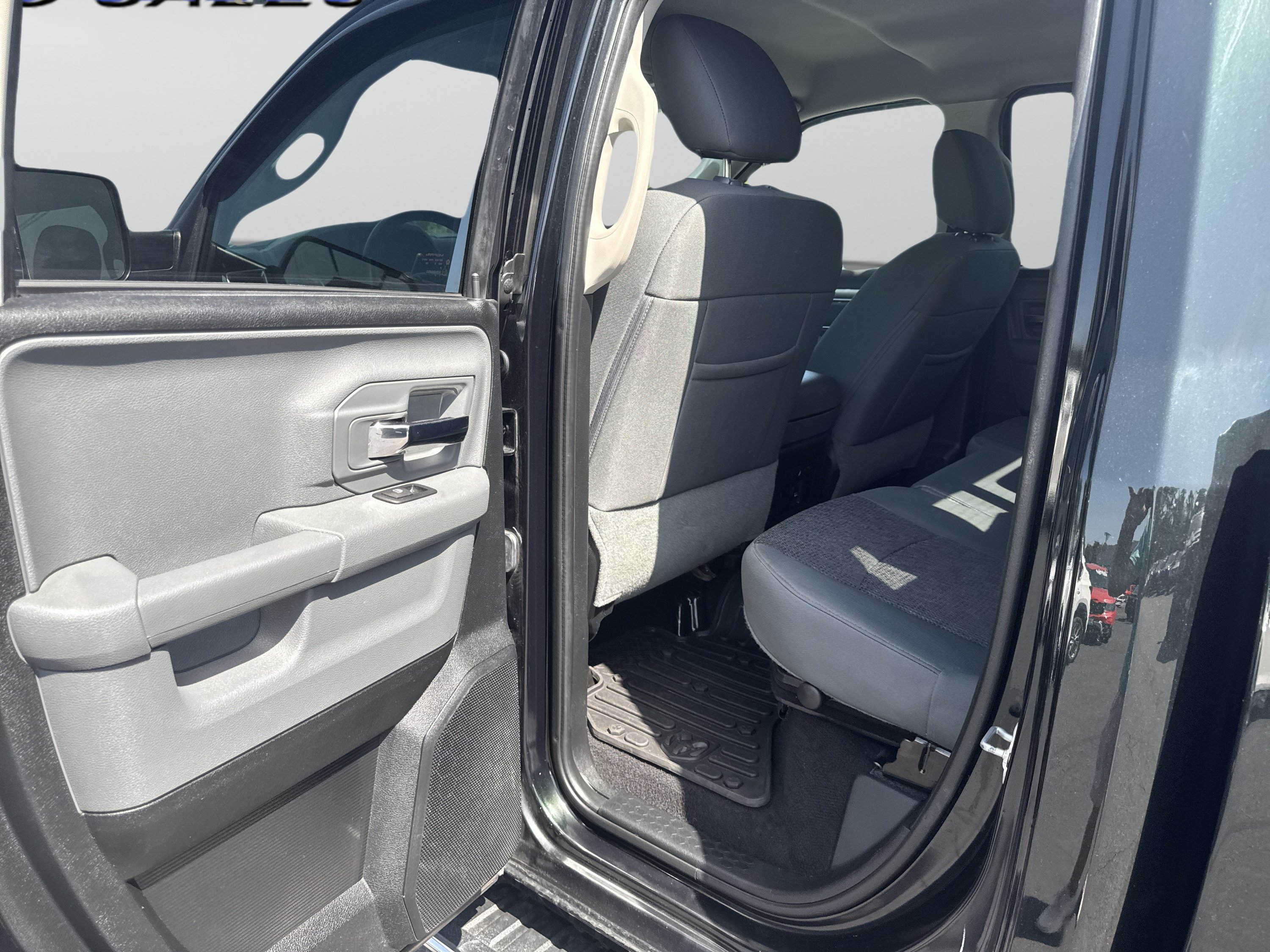 Used 2016 RAM 1500 Big Horn AWD/4WD image 17