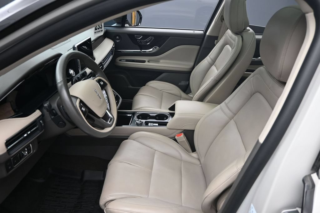 Used 2021 Lincoln Corsair Grand Touring w/ Equipment Group 301A AWD/4WD image 17