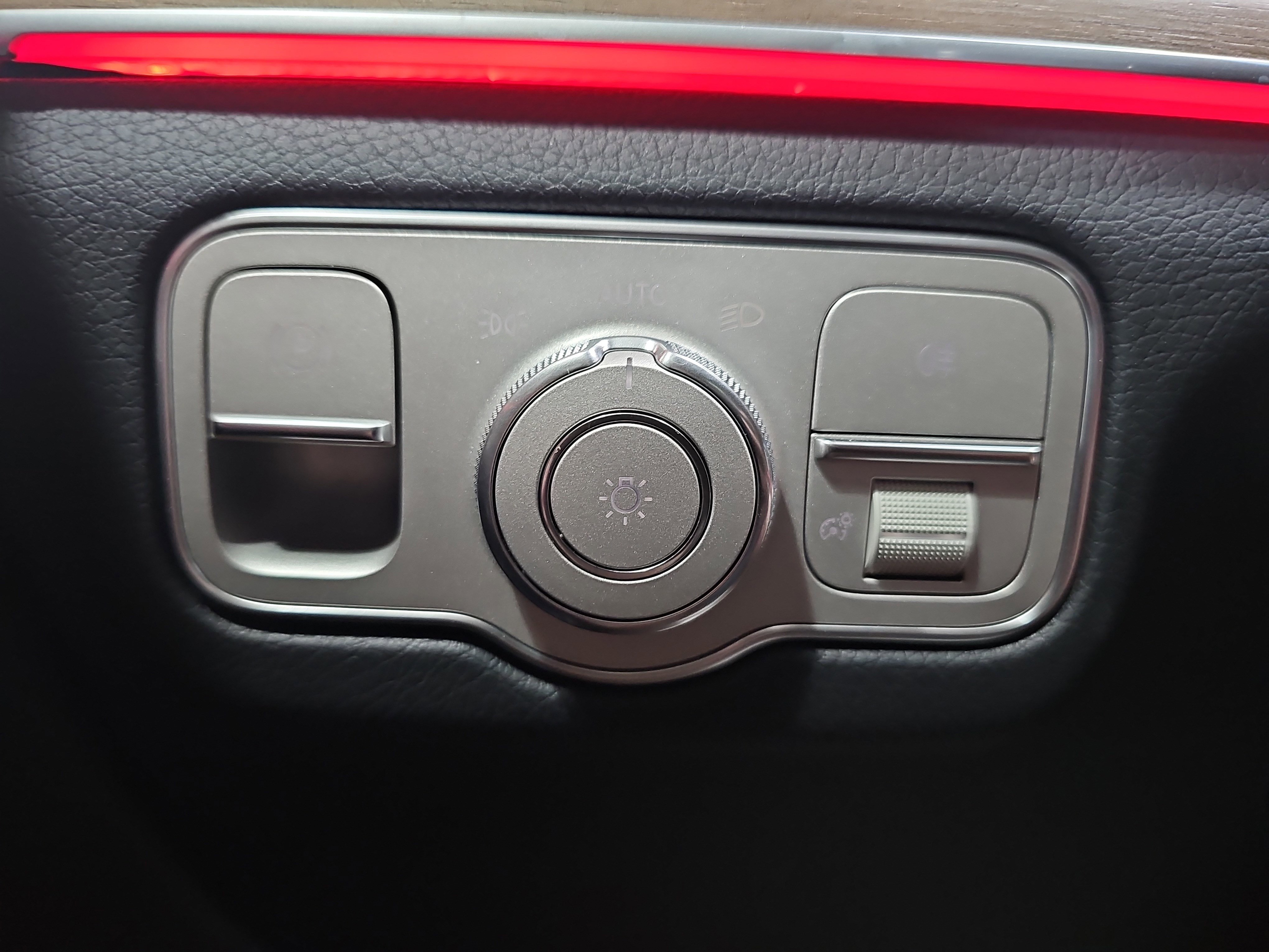 Certified 2026 Mercedes-Benz GLE 350 4MATIC image 27