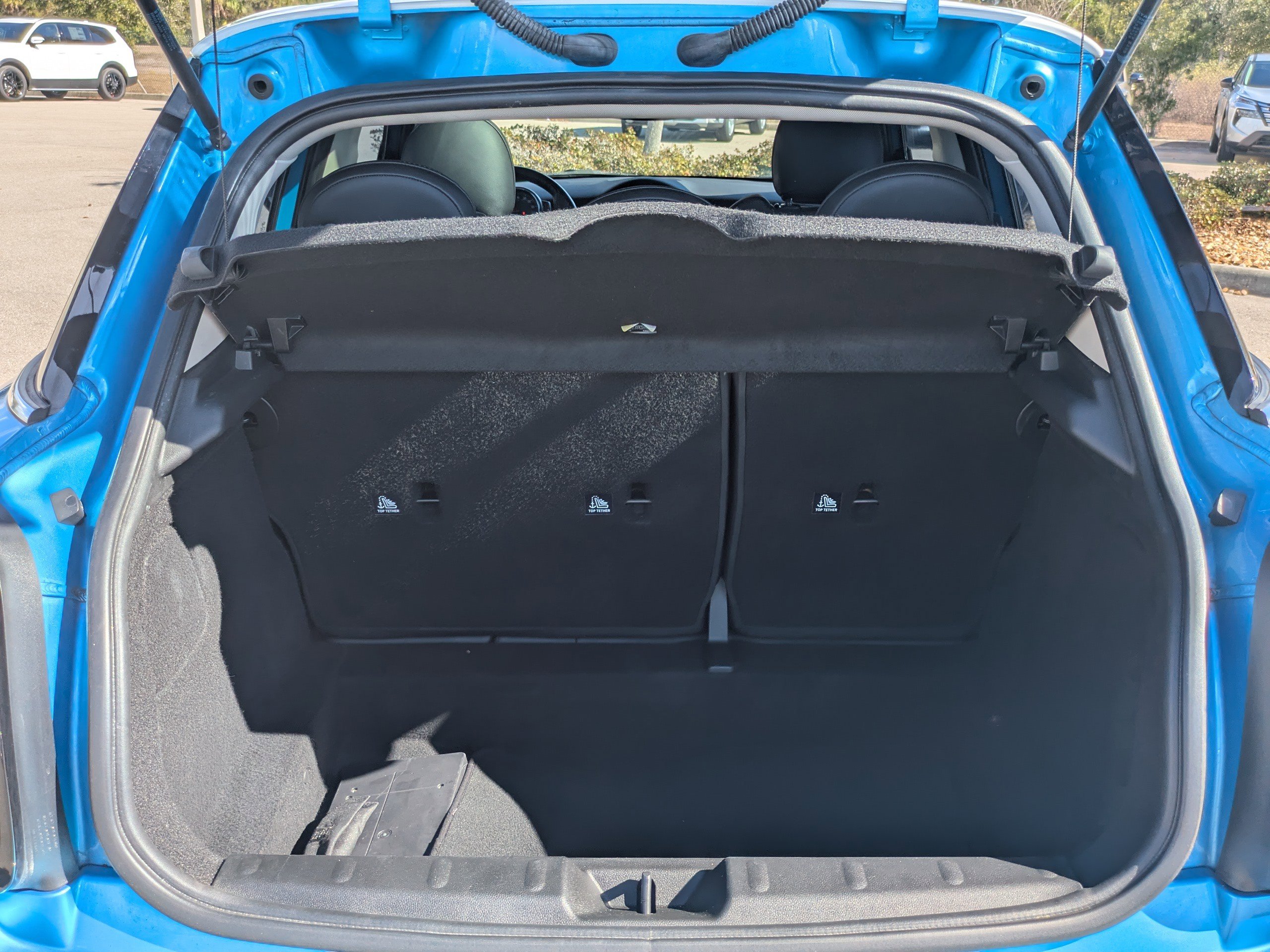 Used 2019 MINI Cooper S w/ Premium Package image 16