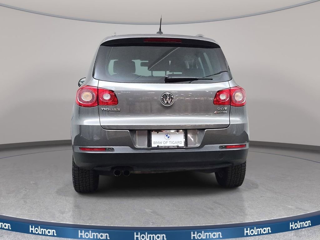 Used 2011 Volkswagen Tiguan SE image 7