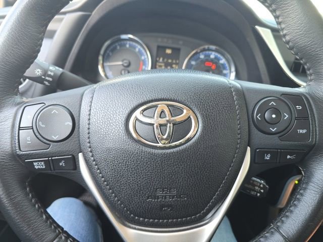 Used 2018 Toyota Corolla SE image 15