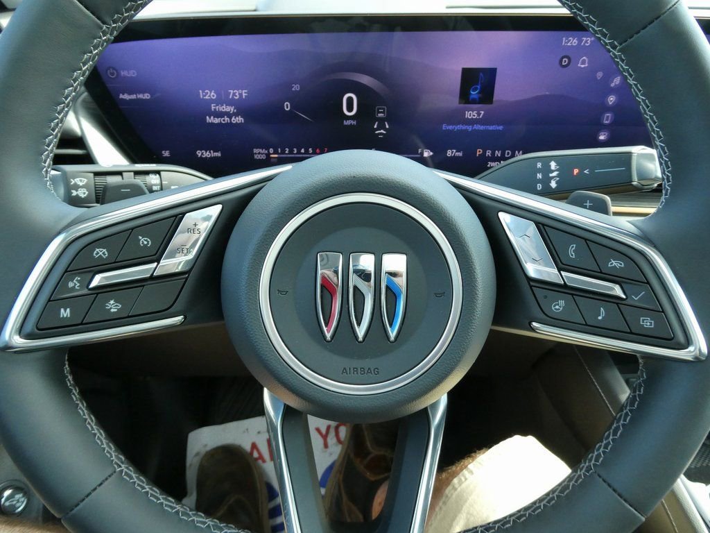 Certified 2024 Buick Envision Avenir image 31