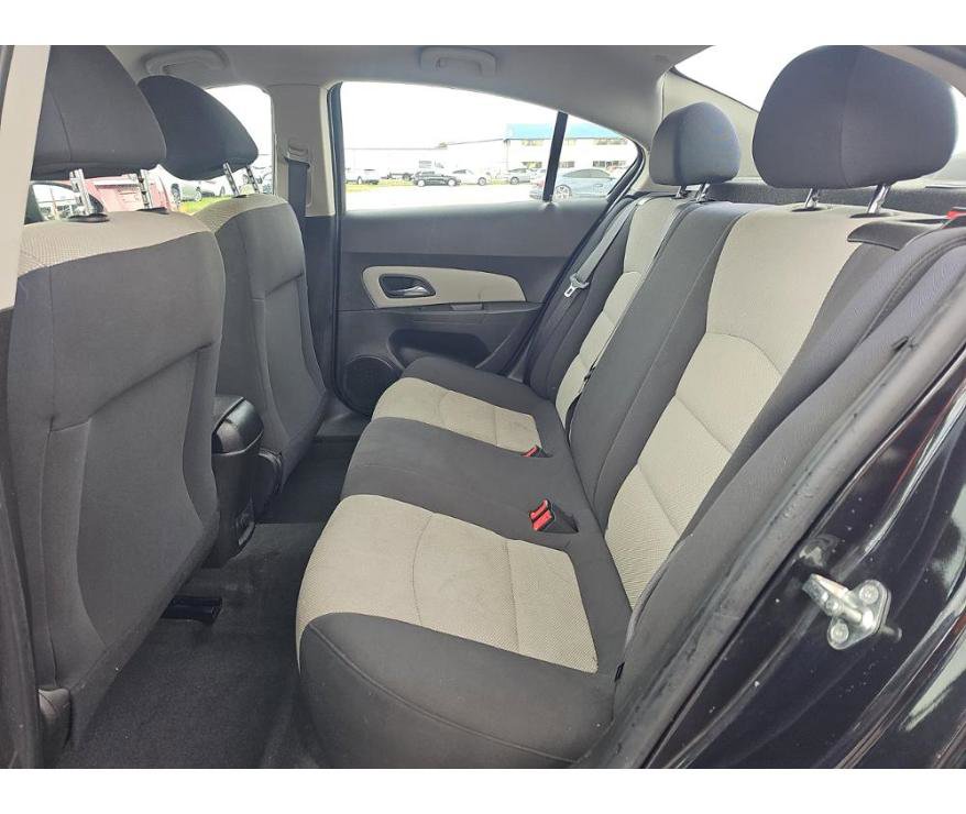 Used 2016 Chevrolet Cruze LS FWD image 16