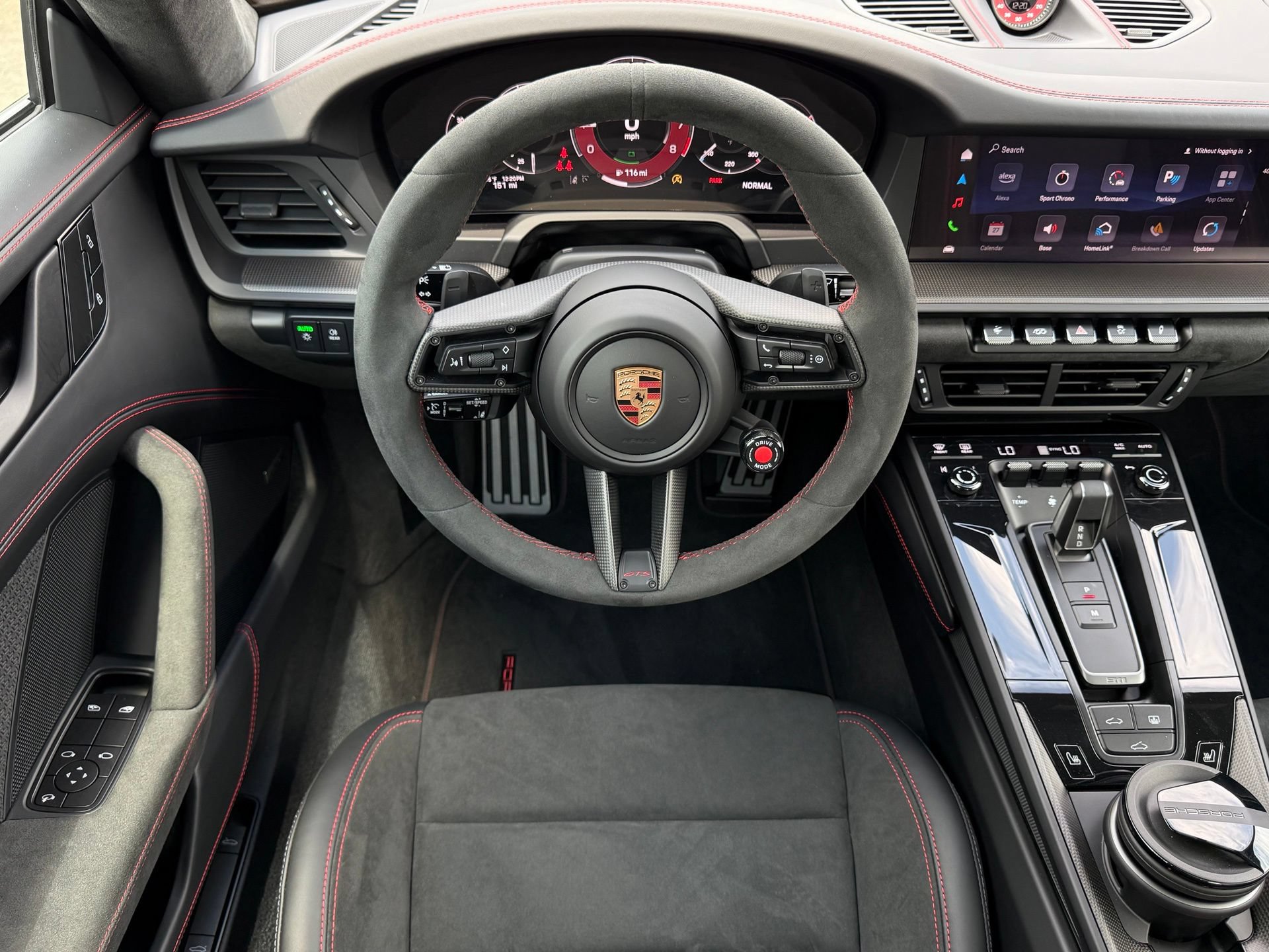 Used 2026 Porsche 911 Carrera 4 GTS AWD/4WD image 17