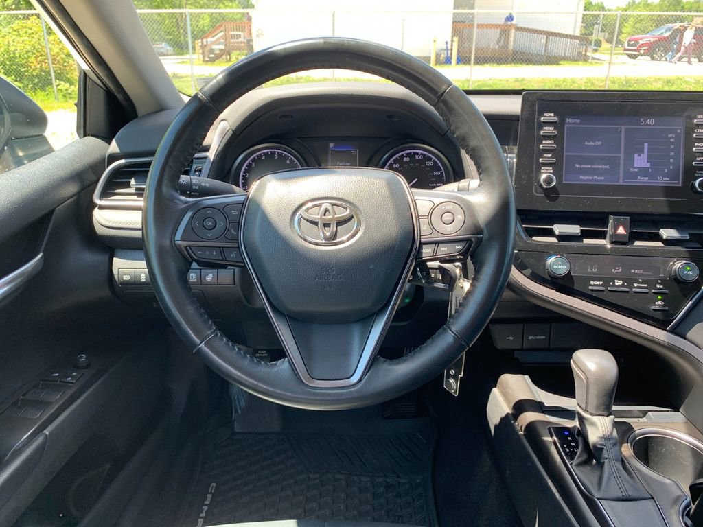 Used 2023 Toyota Camry SE FWD image 17