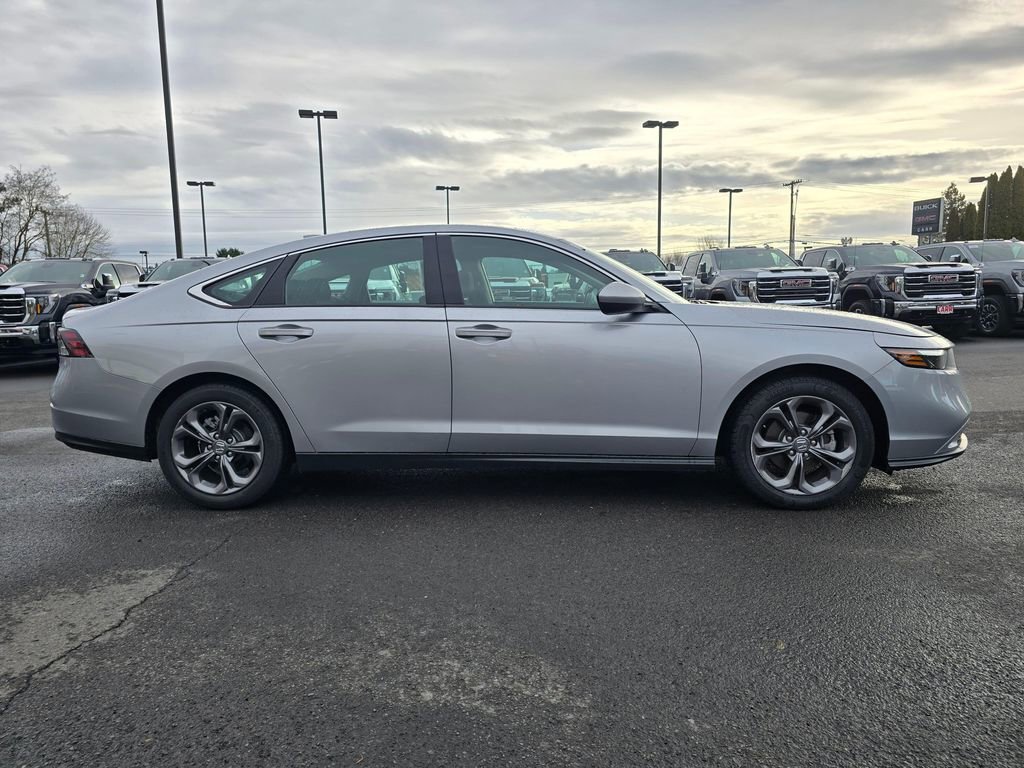 Used 2023 Honda Accord EX image 3