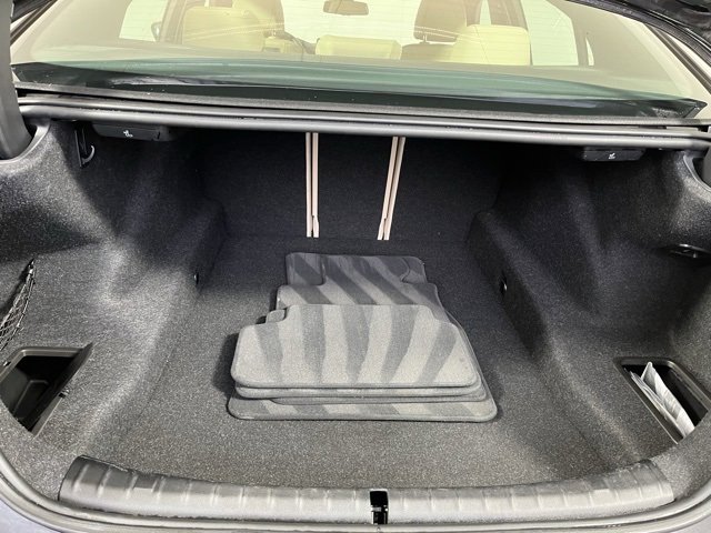 Used 2023 BMW 530i xDrive w/ Premium Package image 21