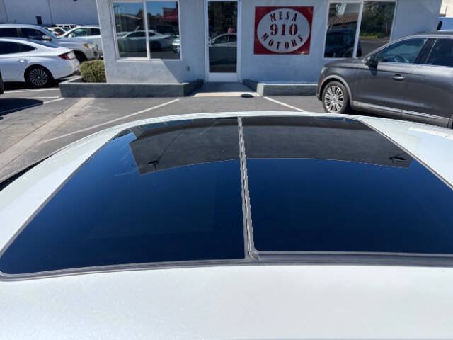 Used 2016 Chevrolet Malibu Premier w/ Driver Confidence Package FWD image 10