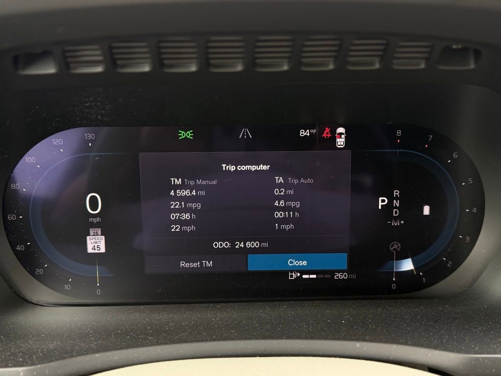 Used 2023 Volvo XC90 B6 Plus w/ Protection Package Premier image 16