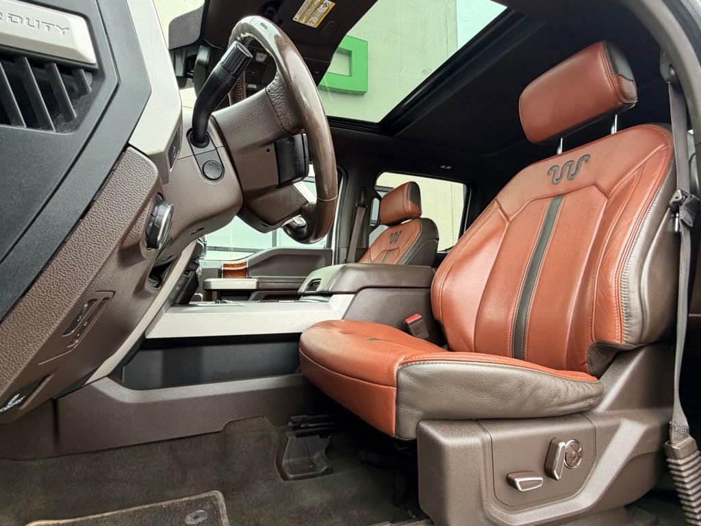 Used 2018 Ford F350 King Ranch w/ King Ranch Ultimate Package AWD/4WD image 6