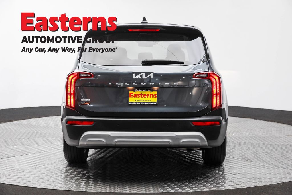 Used 2022 Kia Telluride LX image 6