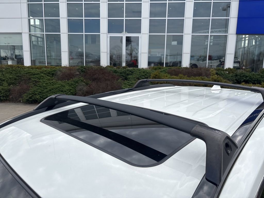 Used 2020 Toyota RAV4 XLE Premium image 10