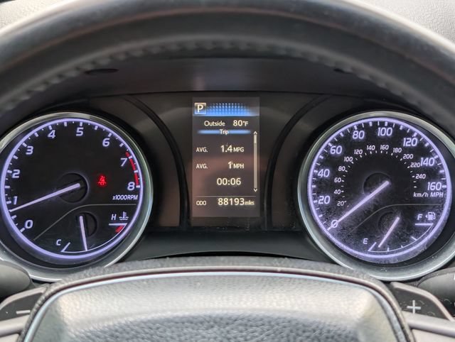 Used 2018 Toyota Camry SE FWD image 23