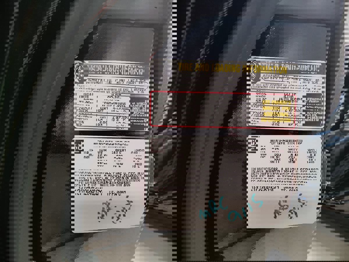 Used 2004 Chevrolet Corvette Coupe w/ Preferred Equipment Group image 25