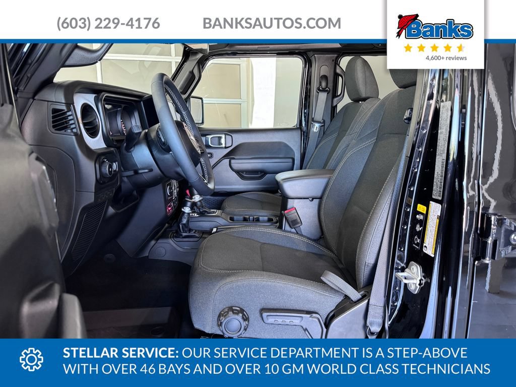 Used 2025 Jeep Wrangler Unlimited Sport AWD/4WD image 9