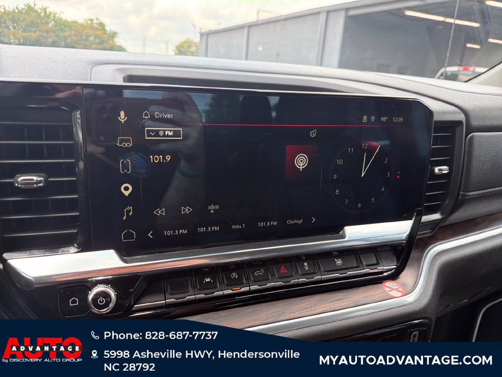 Used 2025 GMC Sierra 1500 SLT AWD/4WD image 15