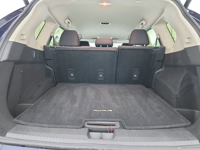 Used 2025 Nissan Rogue SV FWD image 44