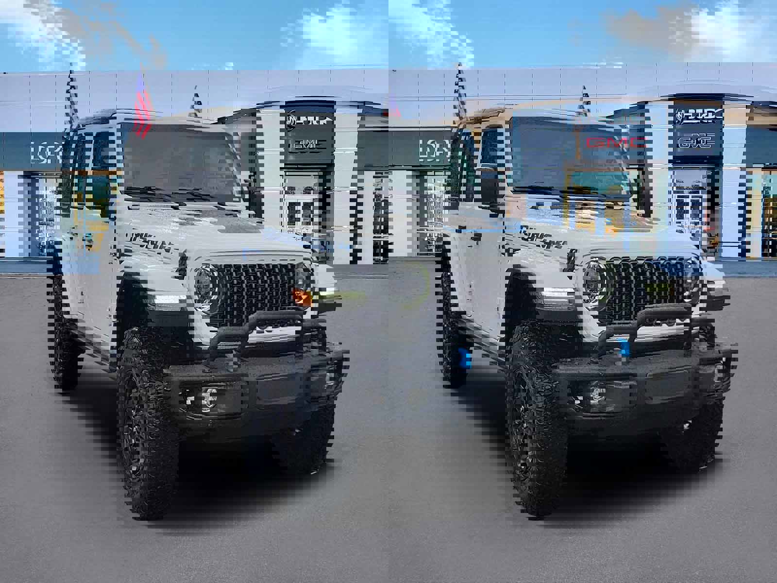 Used 2023 Jeep Wrangler Unlimited Rubicon 4xe image 3