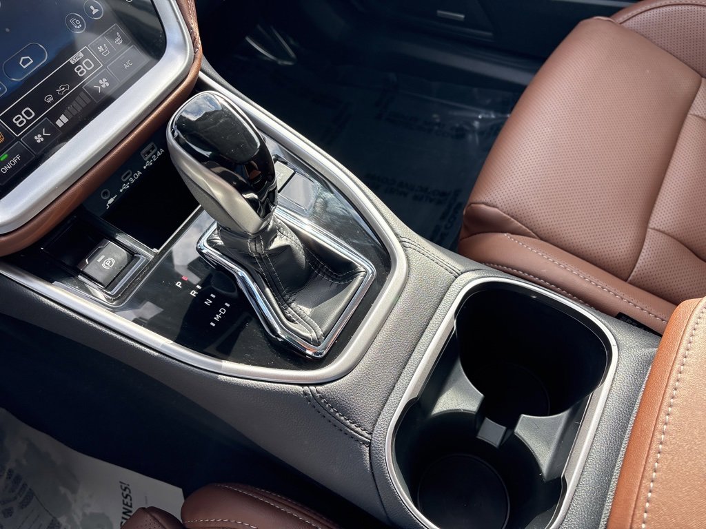Certified 2025 Subaru Outback Touring XT image 18
