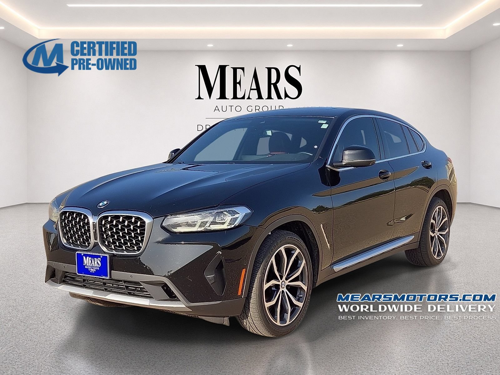 Used 2022 BMW X4 xDrive30i w/ Parking Assistance Package AWD/4WD image 1