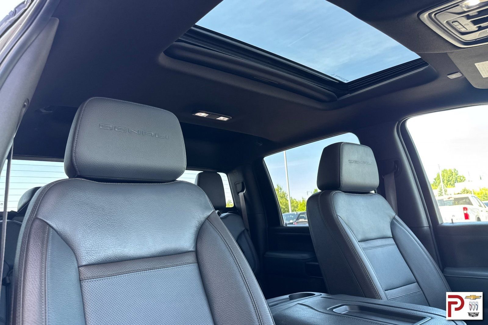 Certified 2022 GMC Sierra 3500 Denali w/ Denali Ultimate Package image 19