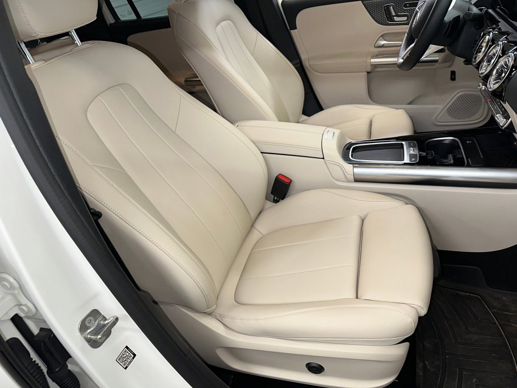 Used 2024 Mercedes-Benz GLA 250 4MATIC image 31