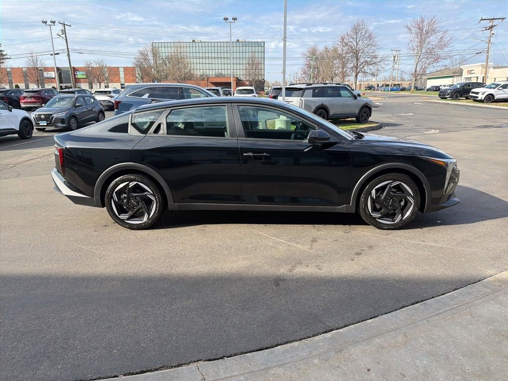 New 2026 Kia K4 EX image 5
