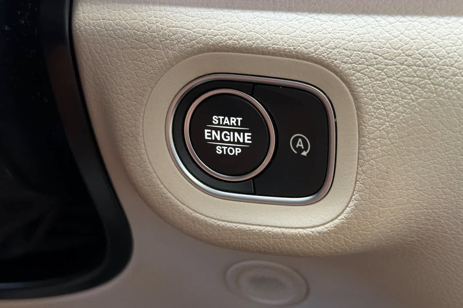 Used 2022 Mercedes-Benz GLE 350 4MATIC image 26