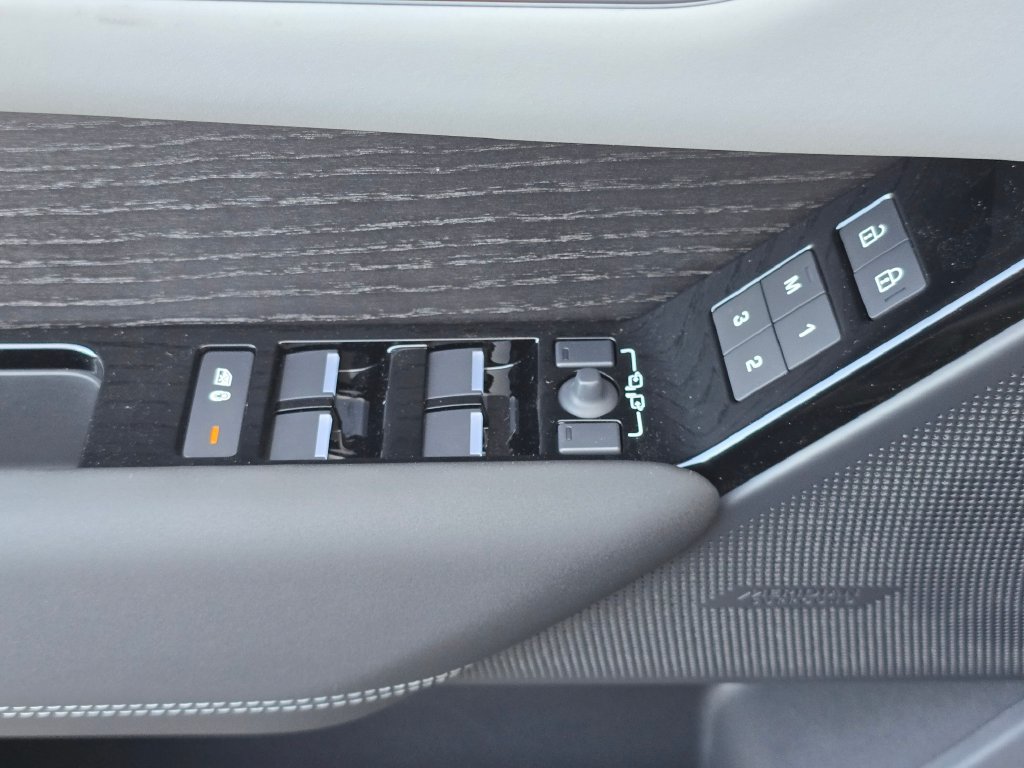 New 2026 Land Rover Range Rover Velar Belgravia AWD/4WD image 29
