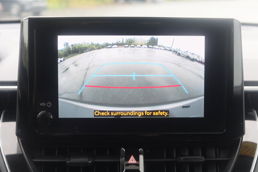Used 2023 Toyota Corolla Cross LE w/ Moonroof Package AWD/4WD image 11