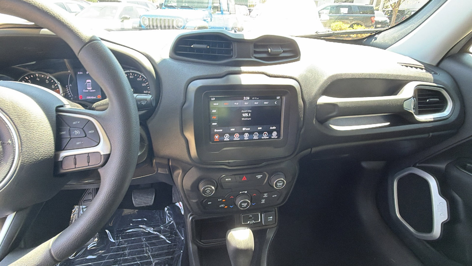 Used 2020 Jeep Renegade Sport w/ UConnect 7.0 Group image 29