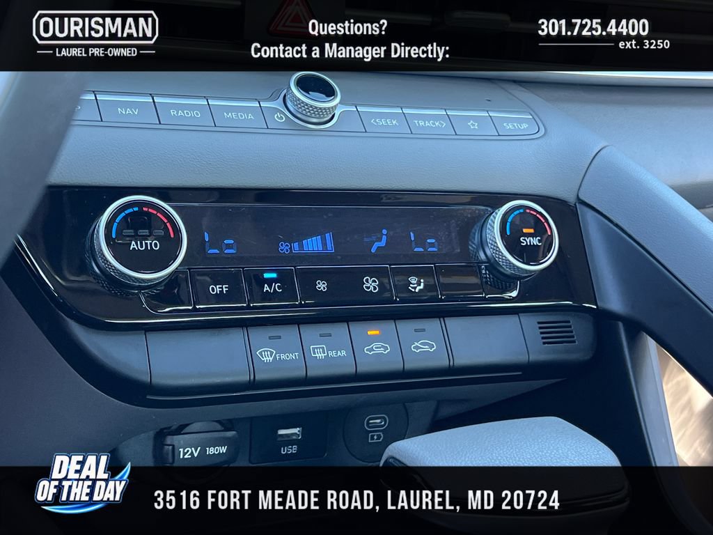 Used 2024 Hyundai Elantra SEL FWD image 15