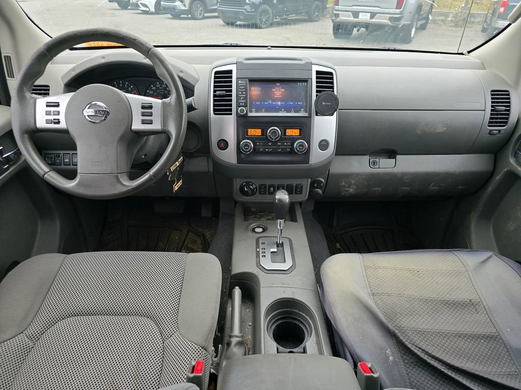 Used 2020 Nissan Frontier SV w/ Midnight Edition Floor Mats AWD/4WD image 5