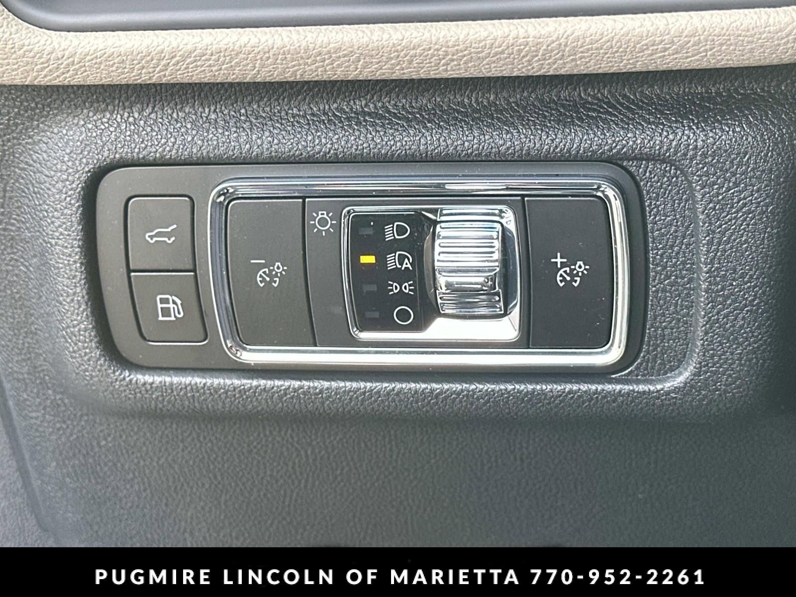 New 2026 Lincoln Corsair Grand Touring w/ Rear Removable Package Tray AWD/4WD image 34