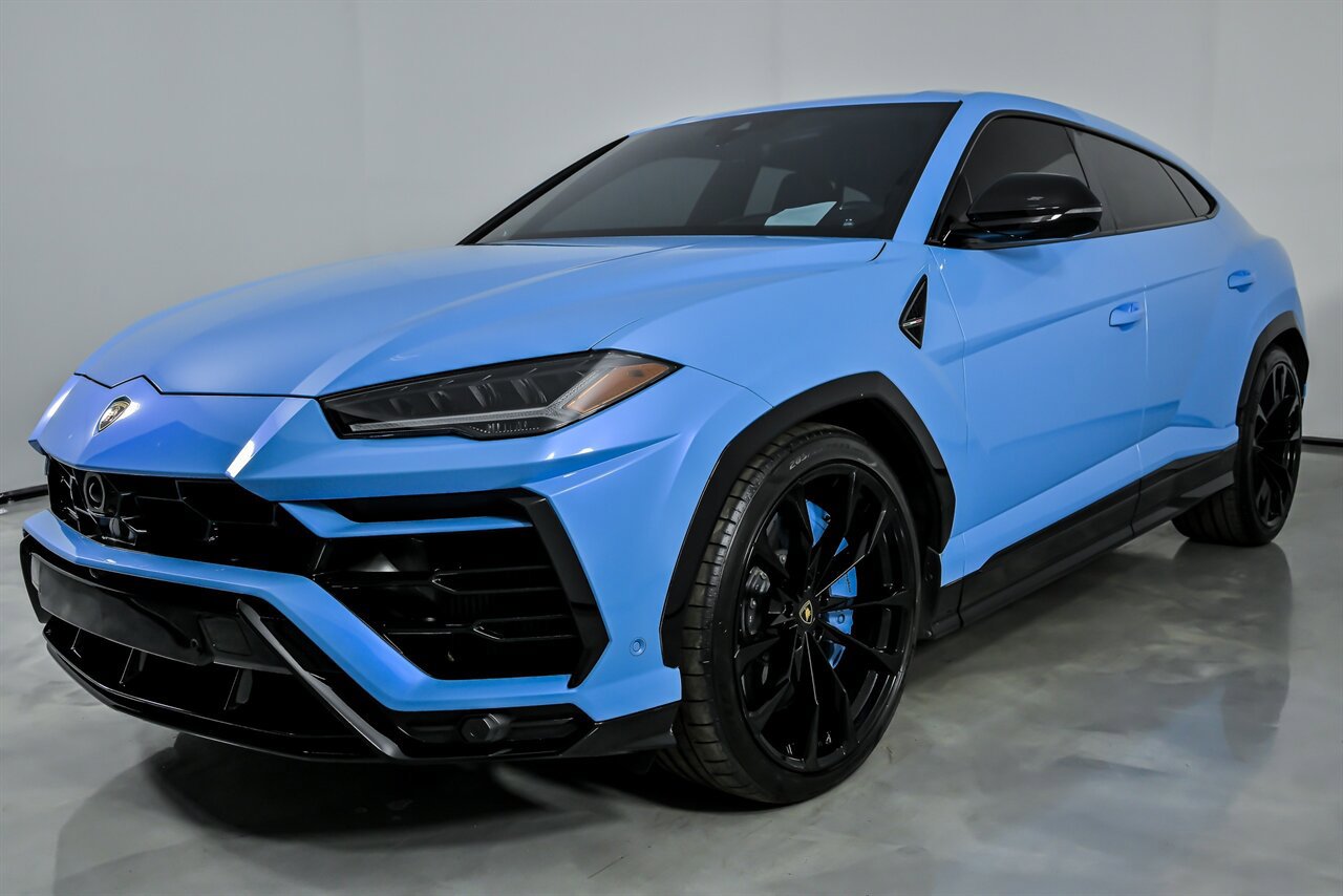 Used 2022 Lamborghini Urus image 6
