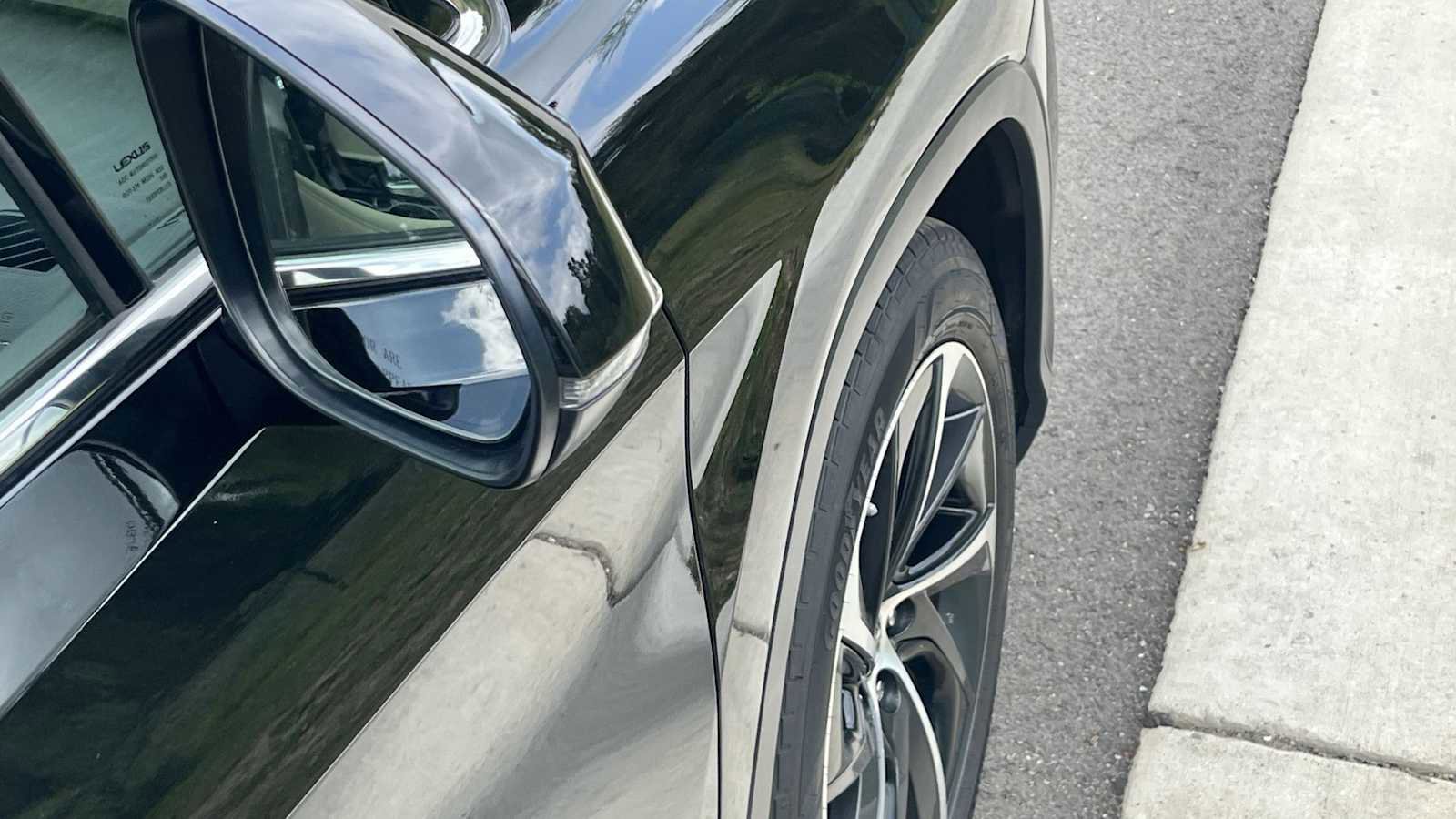 Used 2019 Lexus RX 450h AWD w/ Luxury Package image 20