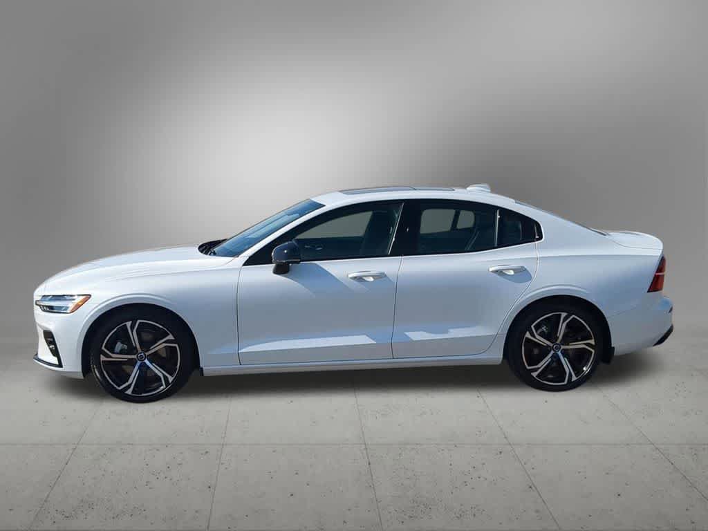 Certified 2024 Volvo S60 B5 Core w/ Climate Package FWD image 3