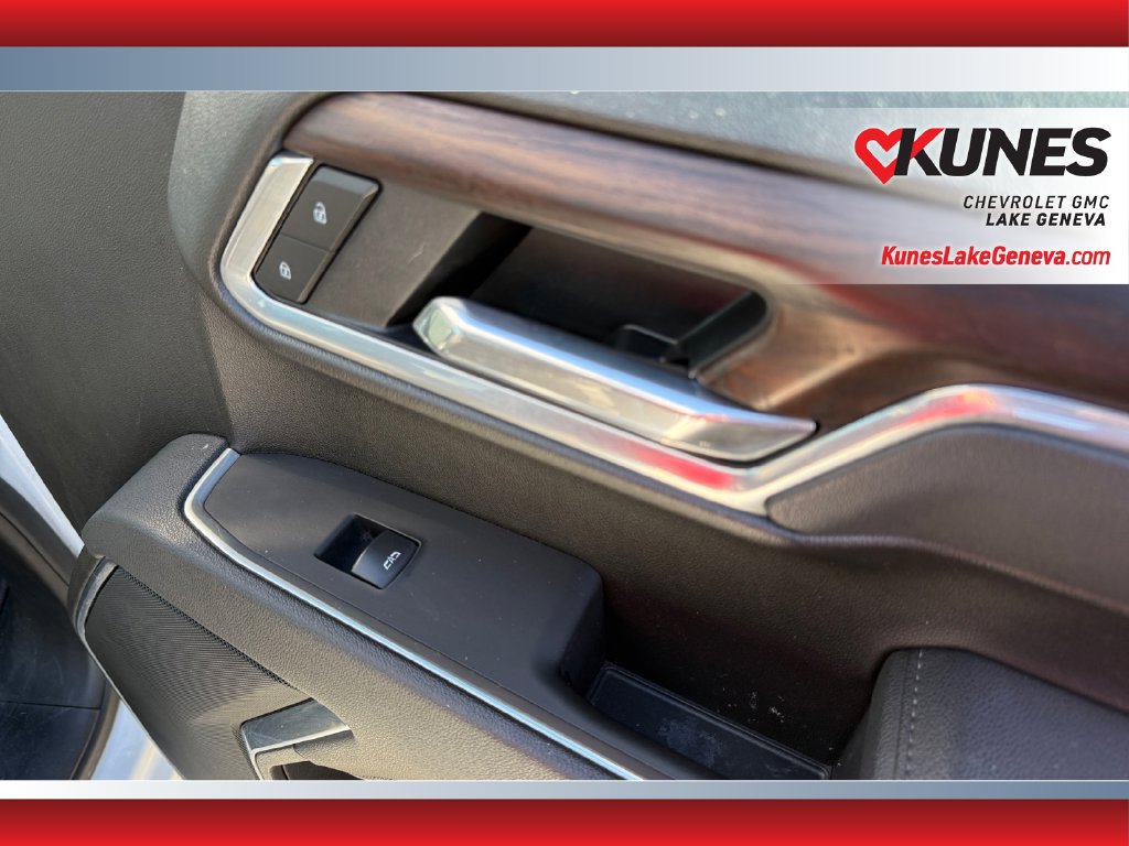 Used 2025 GMC Sierra 1500 SLT AWD/4WD image 39