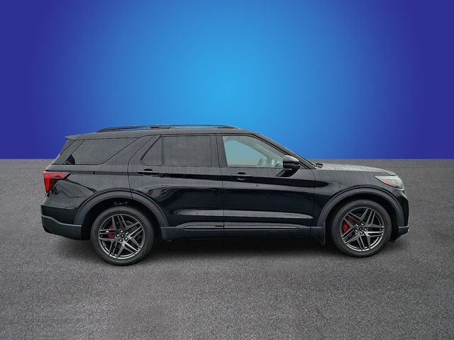 Used 2025 Ford Explorer ST AWD/4WD image 4