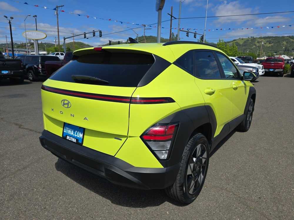Used 2025 Hyundai Kona SEL AWD/4WD image 5