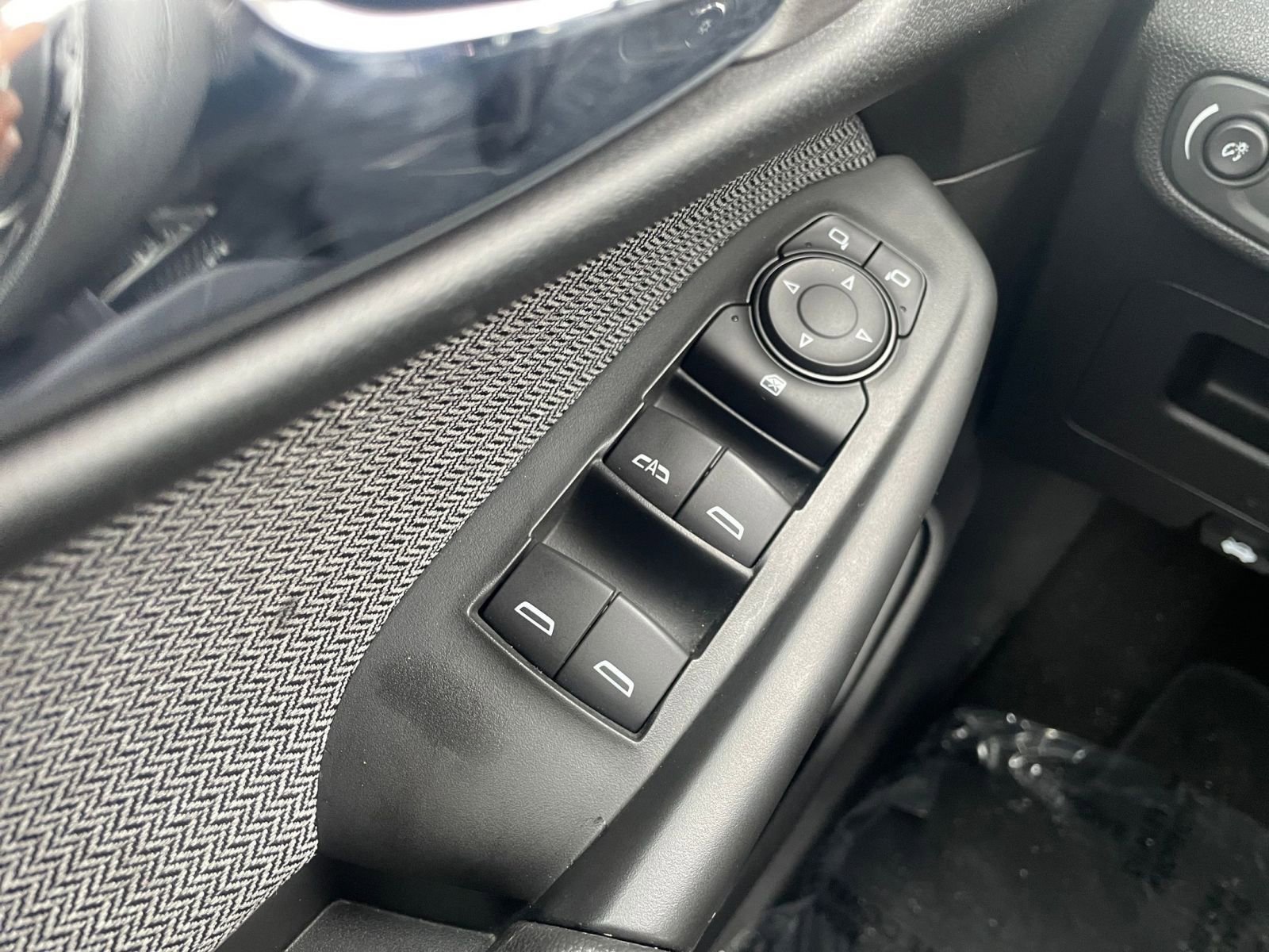 Used 2025 Chevrolet TrailBlazer LT image 18